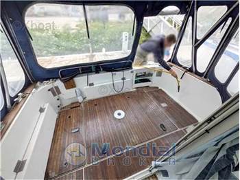 Beneteau Ombrine 960 timonier