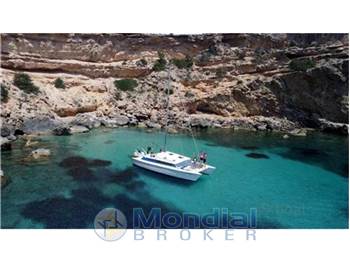 Prout Snowgoose 37