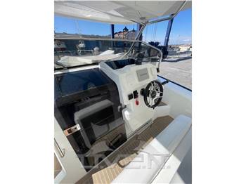 PYXIS YACHT 30 W.A. fishing