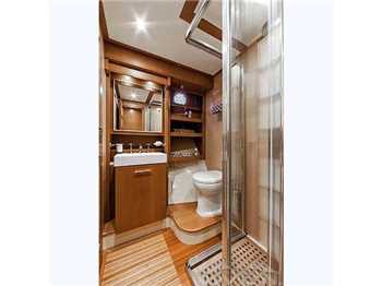 Mochi craft  Dolphin 64 cruiser