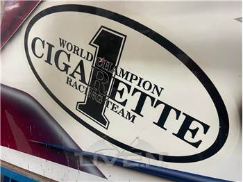 Cigarette 42 revolution 42