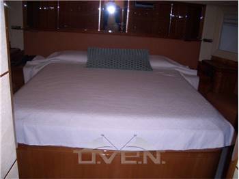 Ferretti Craft 880 fly