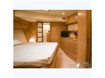 Cantiere Estensi Main 530