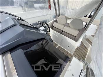 Capelli 38 Tempest 38 ht