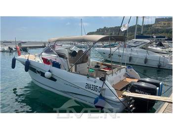 Jeanneau Cap Camarat  850