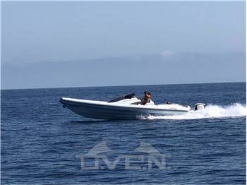 Panamera Yacht P100