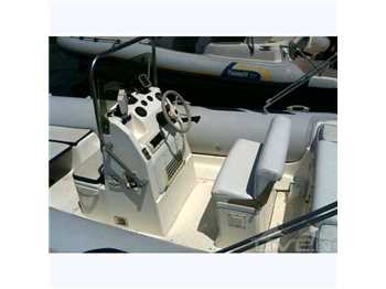 Mariner  750