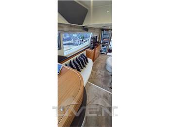 FERRETTI CRAFT 470 fly