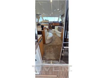 FERRETTI CRAFT 470 fly