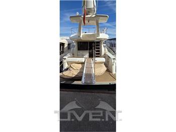 FERRETTI CRAFT 470 fly