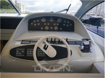 Pershing 65 65 hard Top