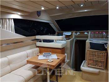 Ferretti 120 120 fly 3 cabine