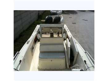 Mako marine 251