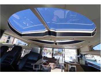 Sunseeker 82 Predator  82