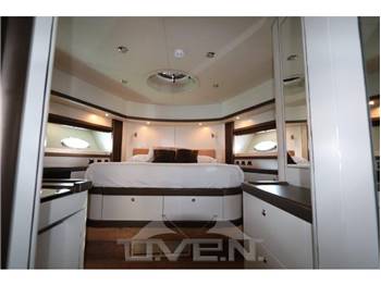 Sunseeker 82 Predator  82
