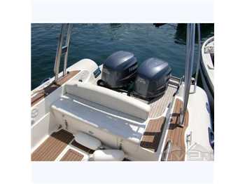 Capelli tempest 900