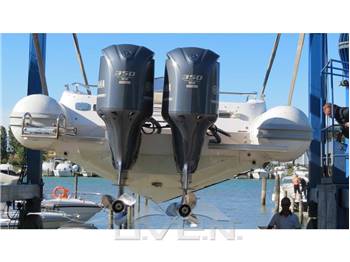 SACS Stratos 12