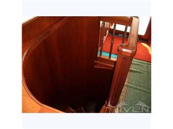 Benetti 27.50 mt Poppa quadra - refitting 2000