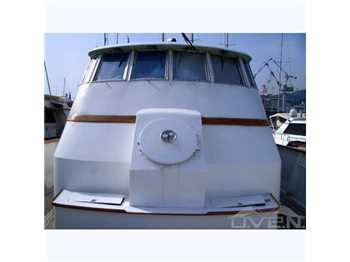 Benetti 27.50 mt Poppa quadra - refitting 2000