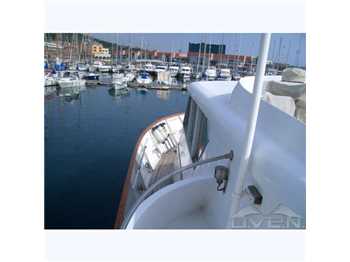 Benetti 27.50 mt Poppa quadra - refitting 2000