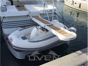 Pershing 48 Hard top