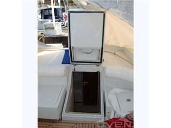 Pershing 48 Hard top