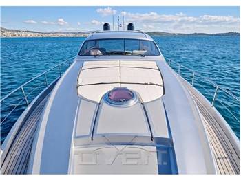 Pershing 64 Hard Top 64