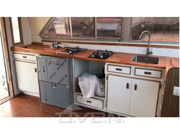 Bertram 35 35 convertible fly