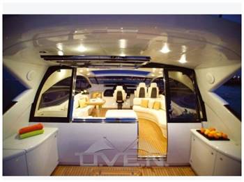 Pershing 64  HARD TOP