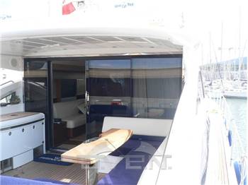 Princess V 70 V 70 Hard Top