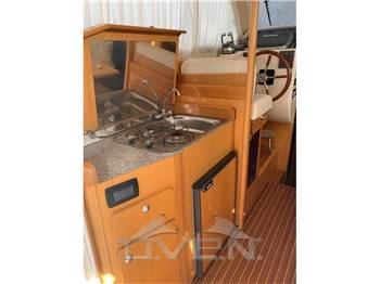 Portofino Marine 10 fly