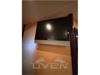 Mano Marine 35 open