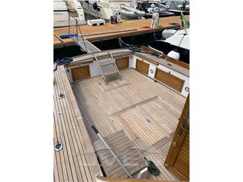 Motomar 43 43 hard top