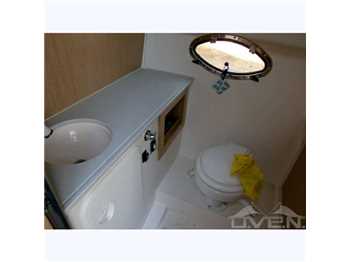 Manò marine 27.50 roll bar