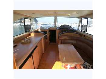 Premier yacht 51