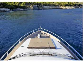 Cantiere di Pisa 20s Akir 20s