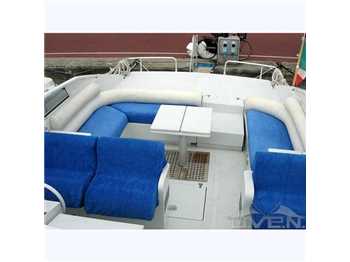 Pershing 40' open