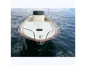 Nautica tirrena Viveur 750 new
