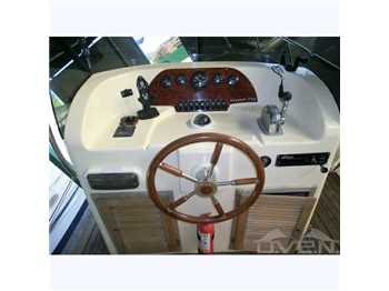 Nautica tirrena Viveur 750 new