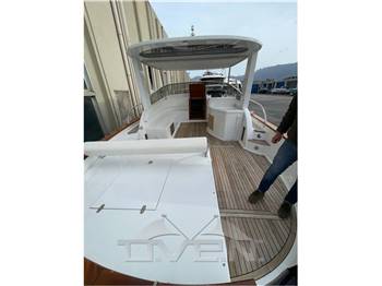 Apreamare  38 38 Open  HT