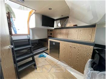 Apreamare  38 38 Open  HT