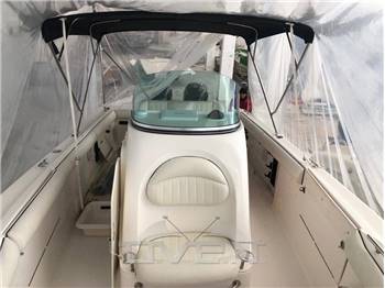 Robalo Marine 260 R 260 WA