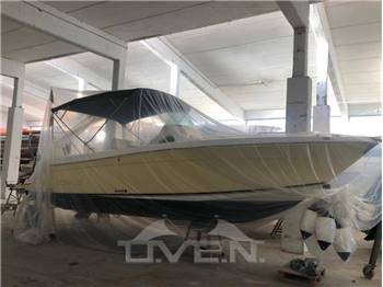 Robalo Marine 260 R 260 WA