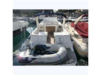 Manò marine 27.50 roll bar