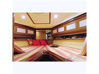 Mochi Craft 44 Dolphin 44'