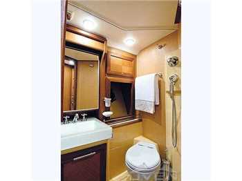 Mochi Craft 44 Dolphin 44'