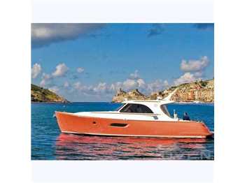 Mochi Craft 44 Dolphin 44'