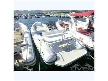 Motonautica vesuviana Confort 780