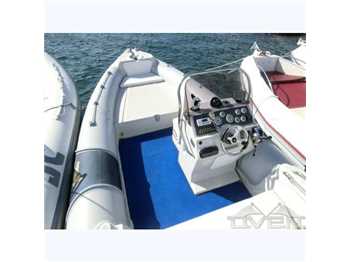 Motonautica vesuviana Confort 780