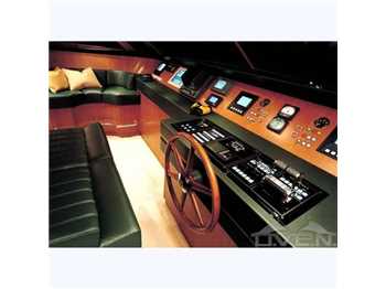 Cantieri di pisa Akir 85